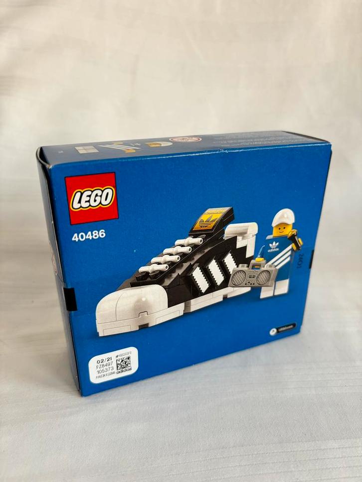 adidas gazelle silver green womens XL Acrylic Display Case for LEGO Adidas Superstar